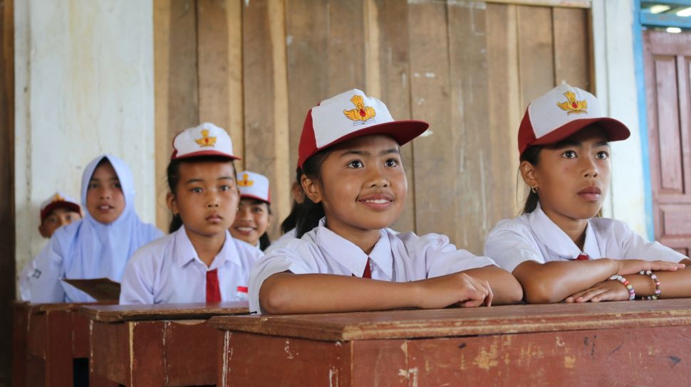 Karakter Anak Sekolah Dasar: Nilai-Nilai Positif yang Harus Ditanamkan Sejak Dini
