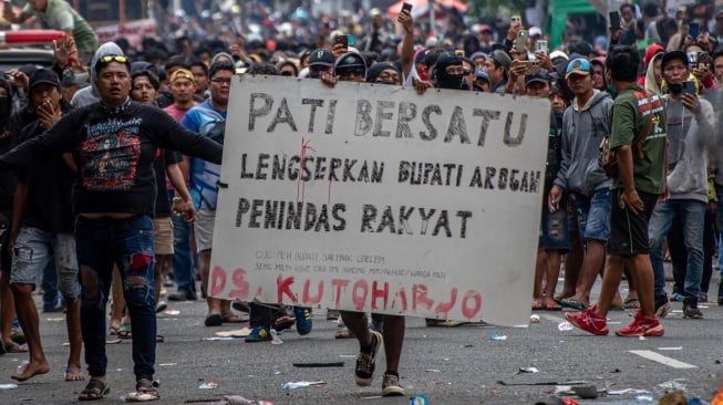 efek demontrasi pati masyarakat bergerak