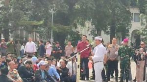 Dialog langsung dedi mulyadi dan mahasiswa secara terbuka